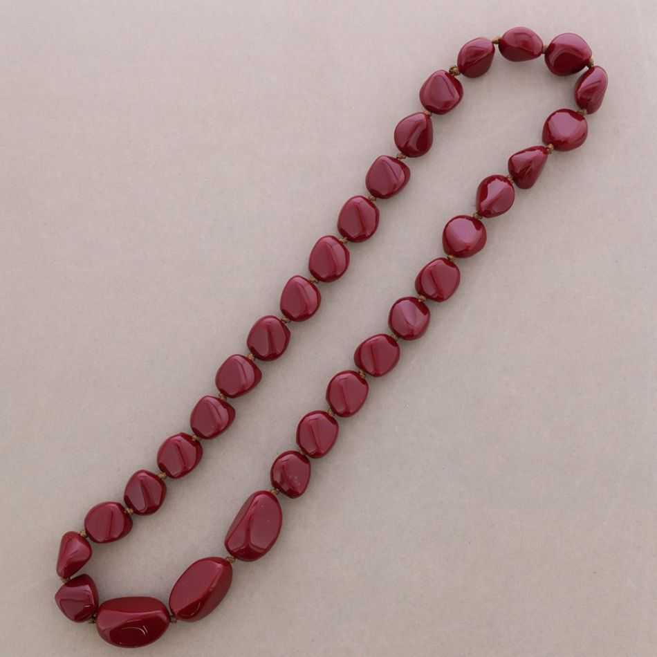 COLLAR LARGO CUENTAS IRREGULARES RESINA