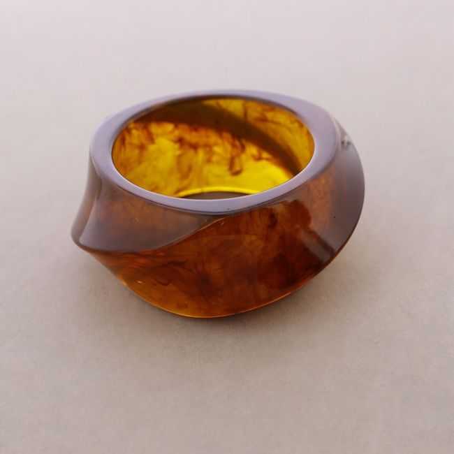 RIGID RESIN BRACELET
