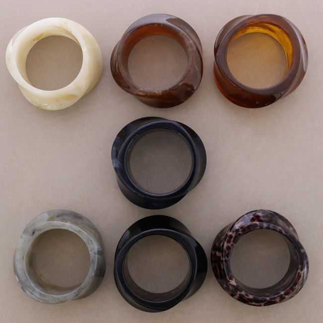 RIGID RESIN BRACELET