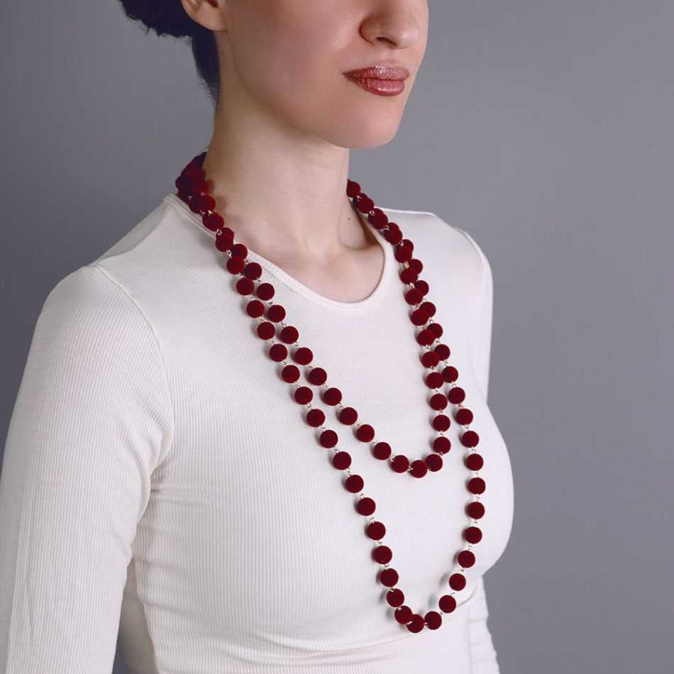 LONG BEADED VELVET NECKLACE 150CM