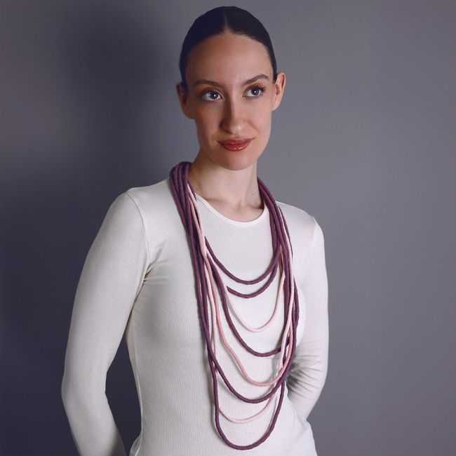 COLLAR LARGO CORDÓN ELÁSTICO MULTI TIRAS
