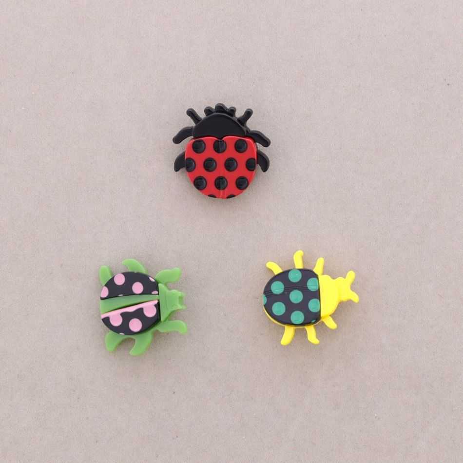 SET BROCHE TRIPLE MARIQUITA RESINA