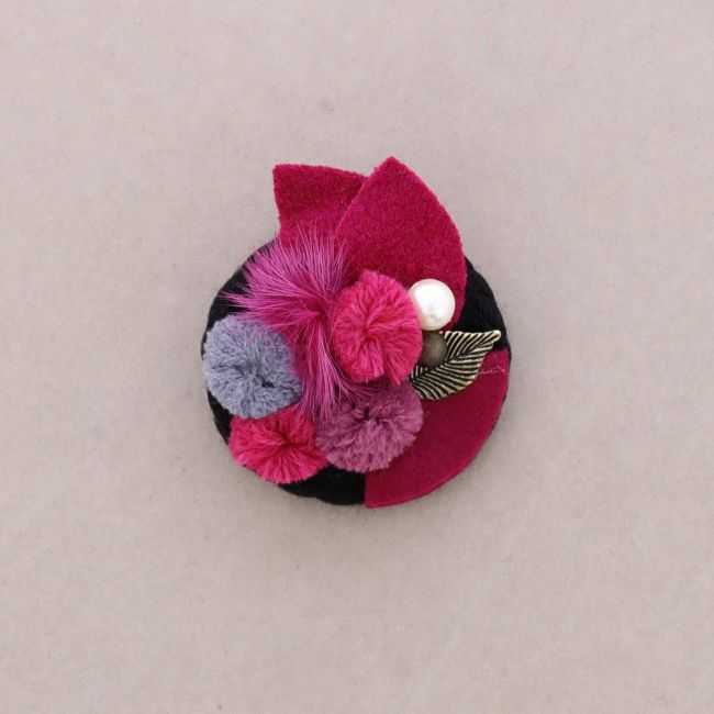 BROCHE FIELTRO POMPOM