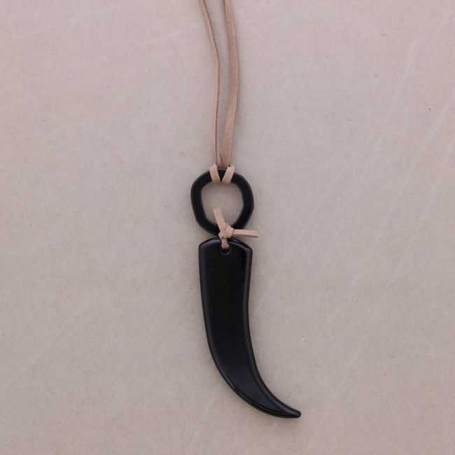 LONG RESIN HORN PENDANT NECKLACE