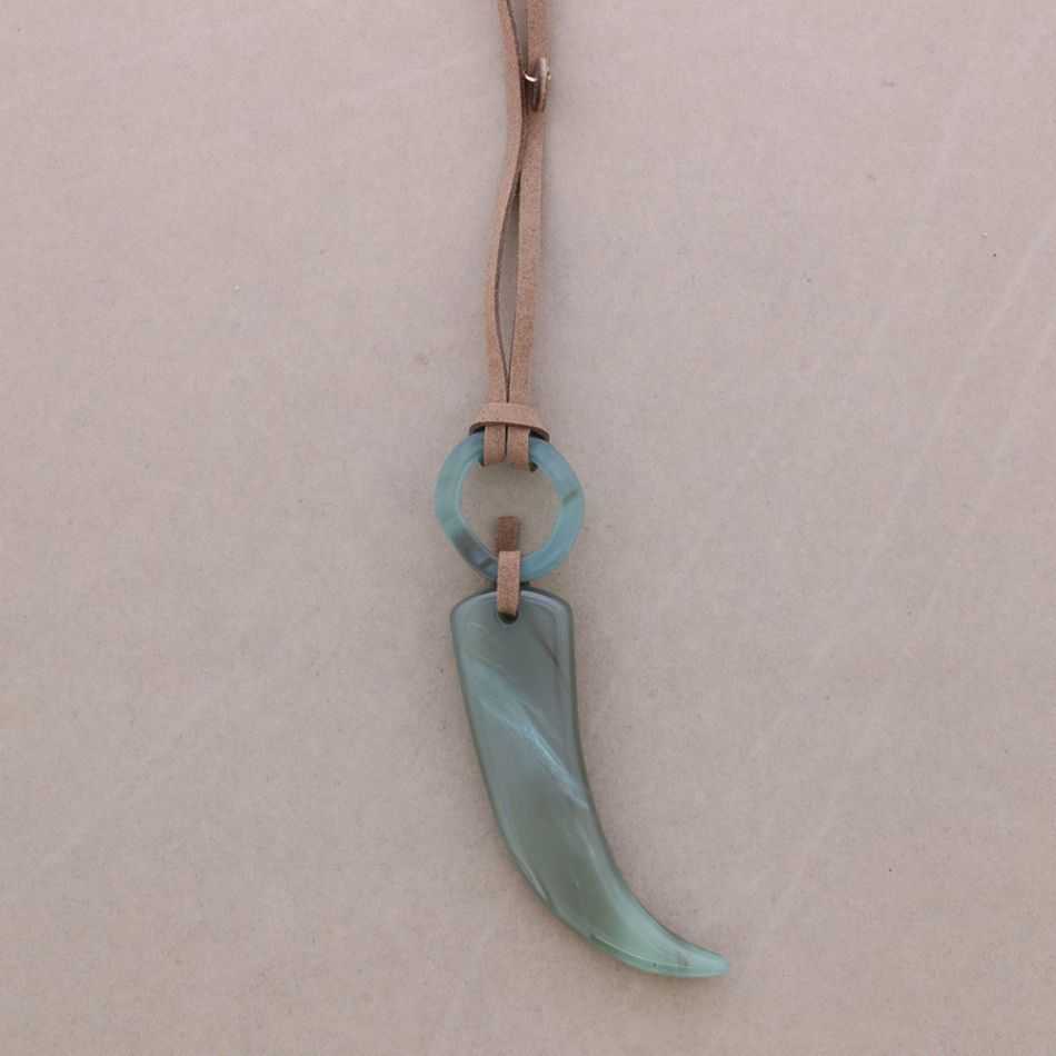 LONG RESIN HORN PENDANT NECKLACE