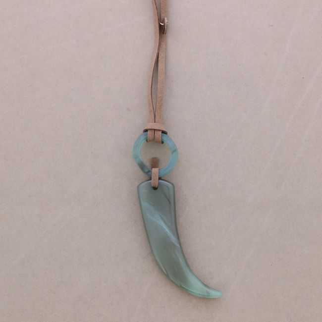 LONG RESIN HORN PENDANT NECKLACE