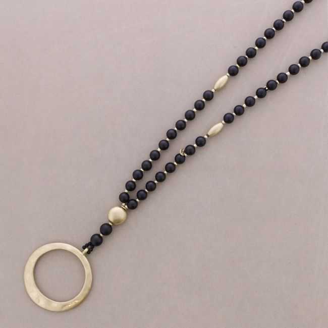 LONG NECKLACE WITH METAL RING PENDANT