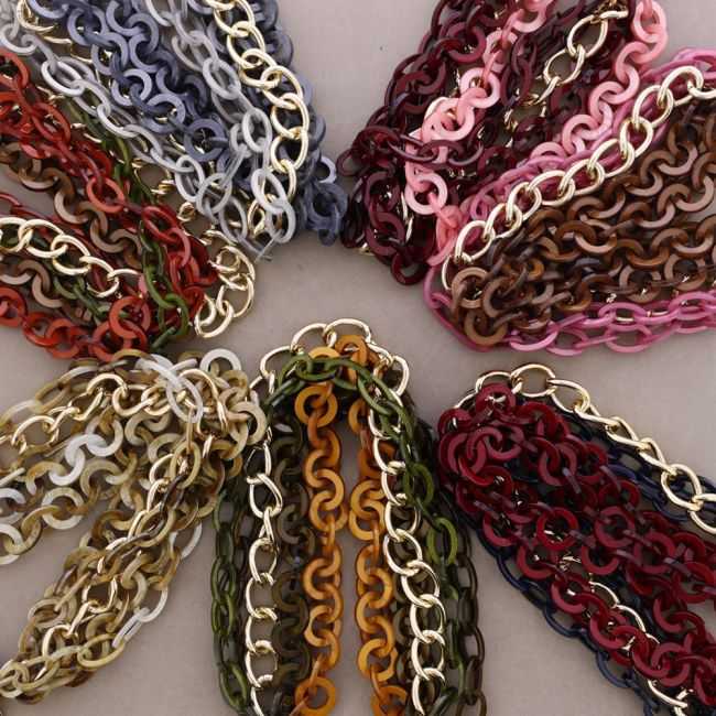 MULTI LINK SHORT NECKLACE