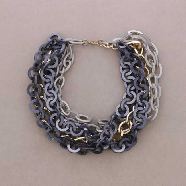 MULTI LINK SHORT NECKLACE