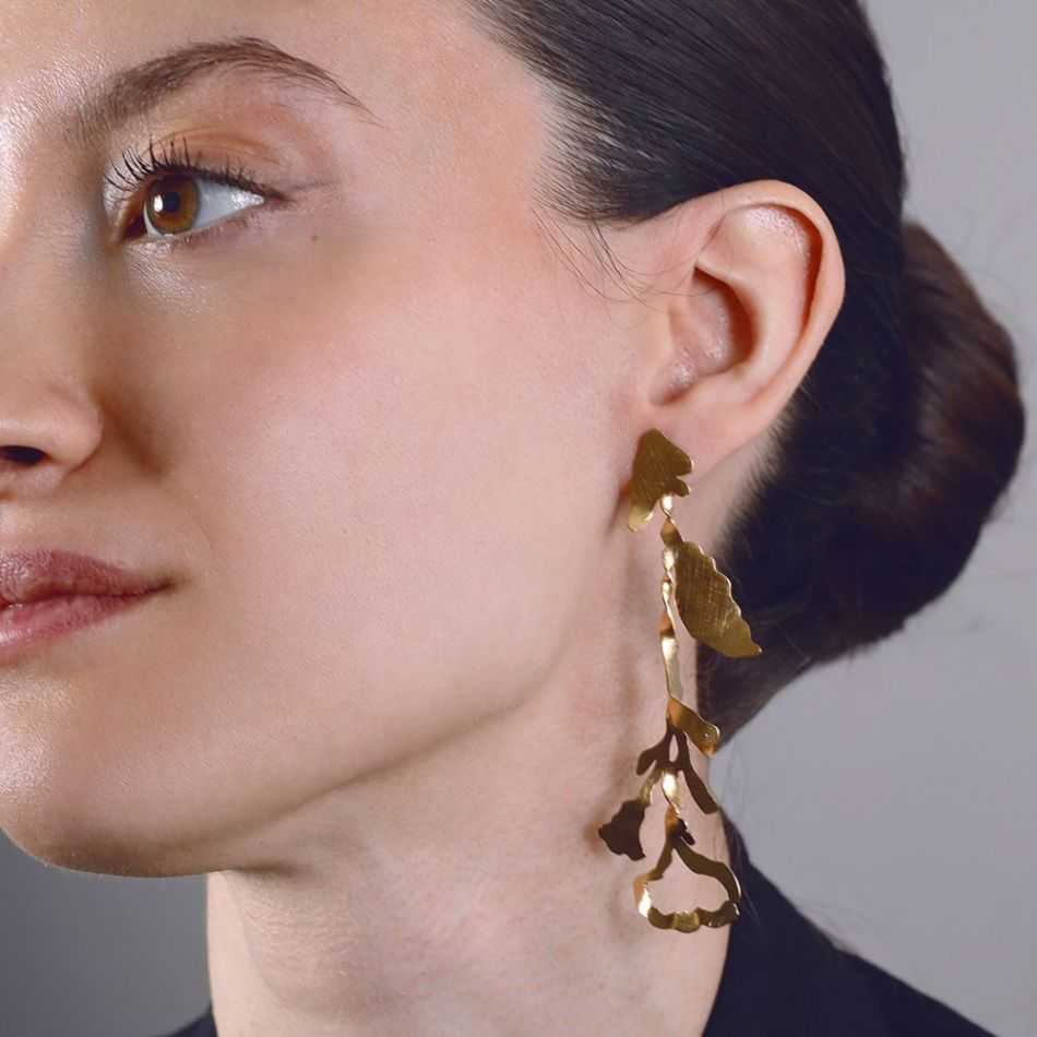 STEEL FLOWER EARRINGS