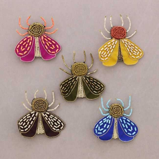 BROCHE INSECTO BORDADO ABALORIOS