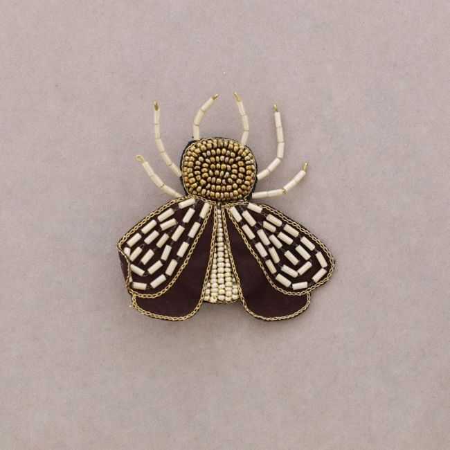 BROCHE INSECTO BORDADO ABALORIOS
