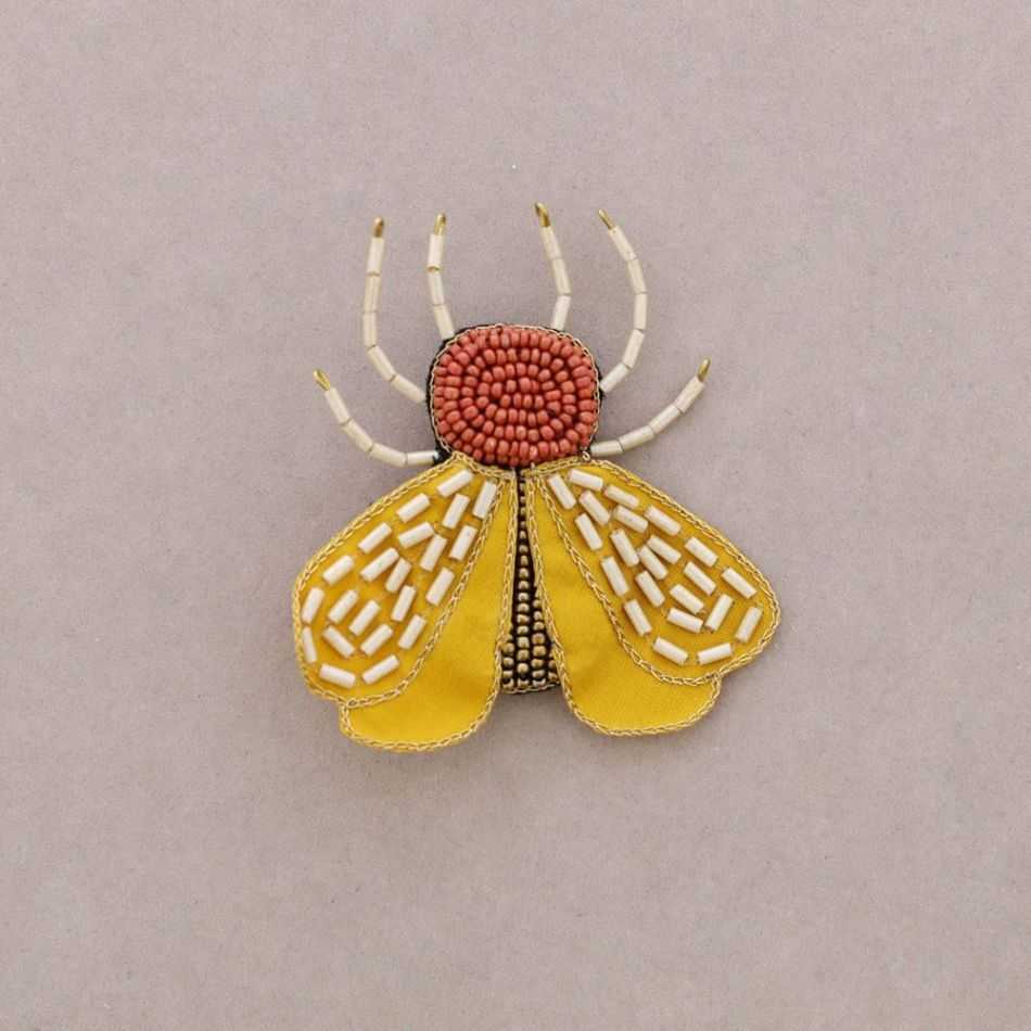 BROCHE INSECTO BORDADO ABALORIOS