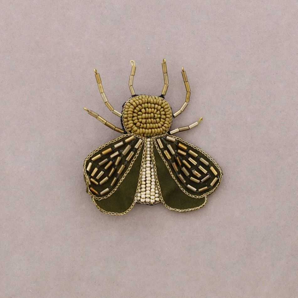 BROCHE INSECTO BORDADO ABALORIOS