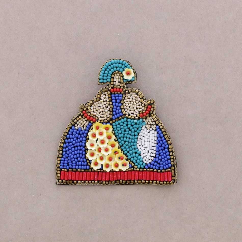 BROCHE MENINA ABALORIOS LENTEJUELAS