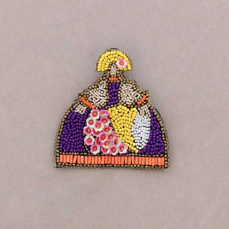 BROCHE MENINA ABALORIOS LENTEJUELAS