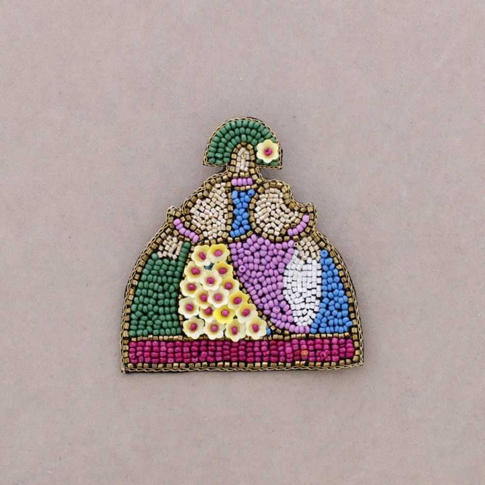 BROCHE MENINA ABALORIOS LENTEJUELAS