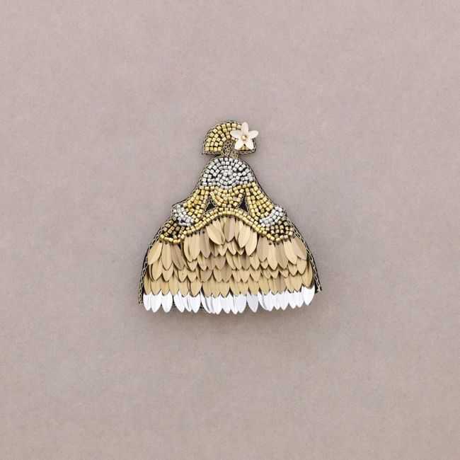 BROCHE MENINA ABALORIOS LENTEJUELAS