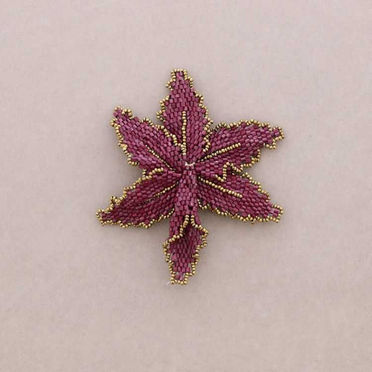 BEADED FLOWER BROOCH 2
