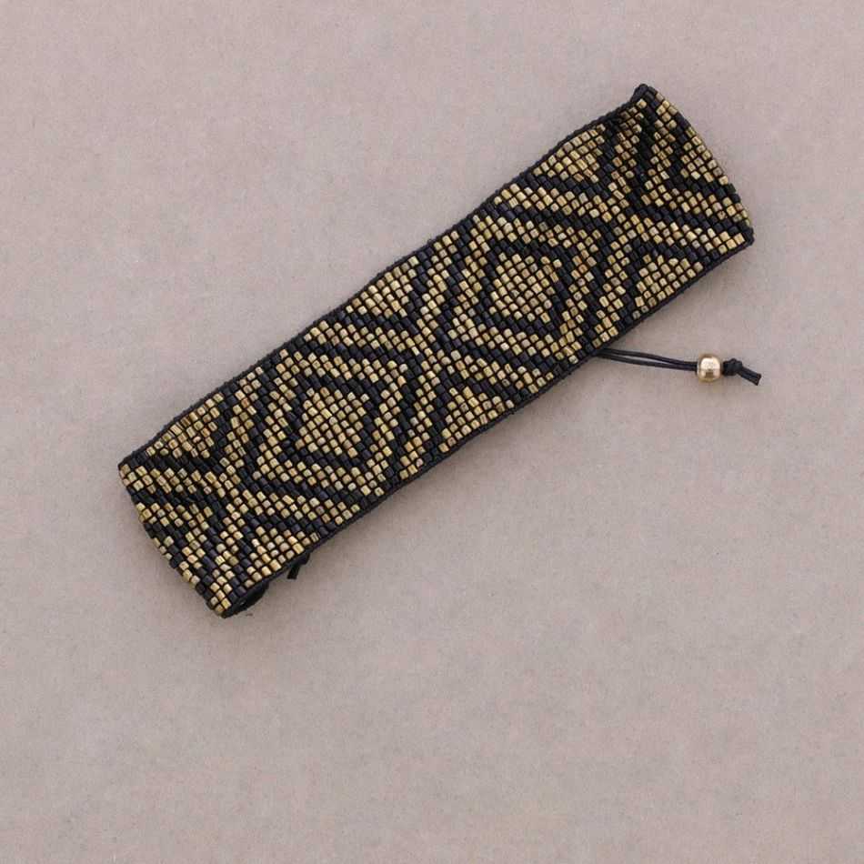 ETHNIC MACRAME BEAD BRACELET