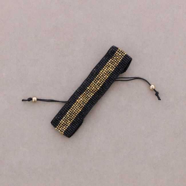 ETHNIC MACRAME BEAD BRACELET