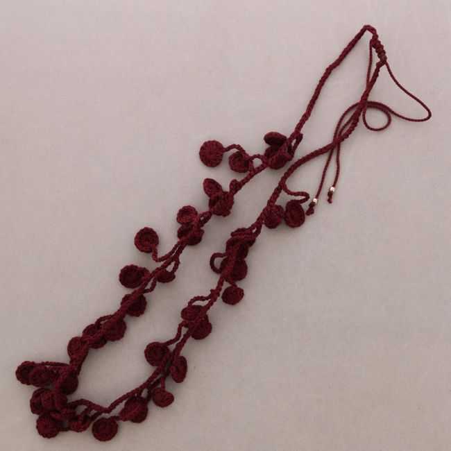 COLLAR LARGO COLGANTES GANCHILLO