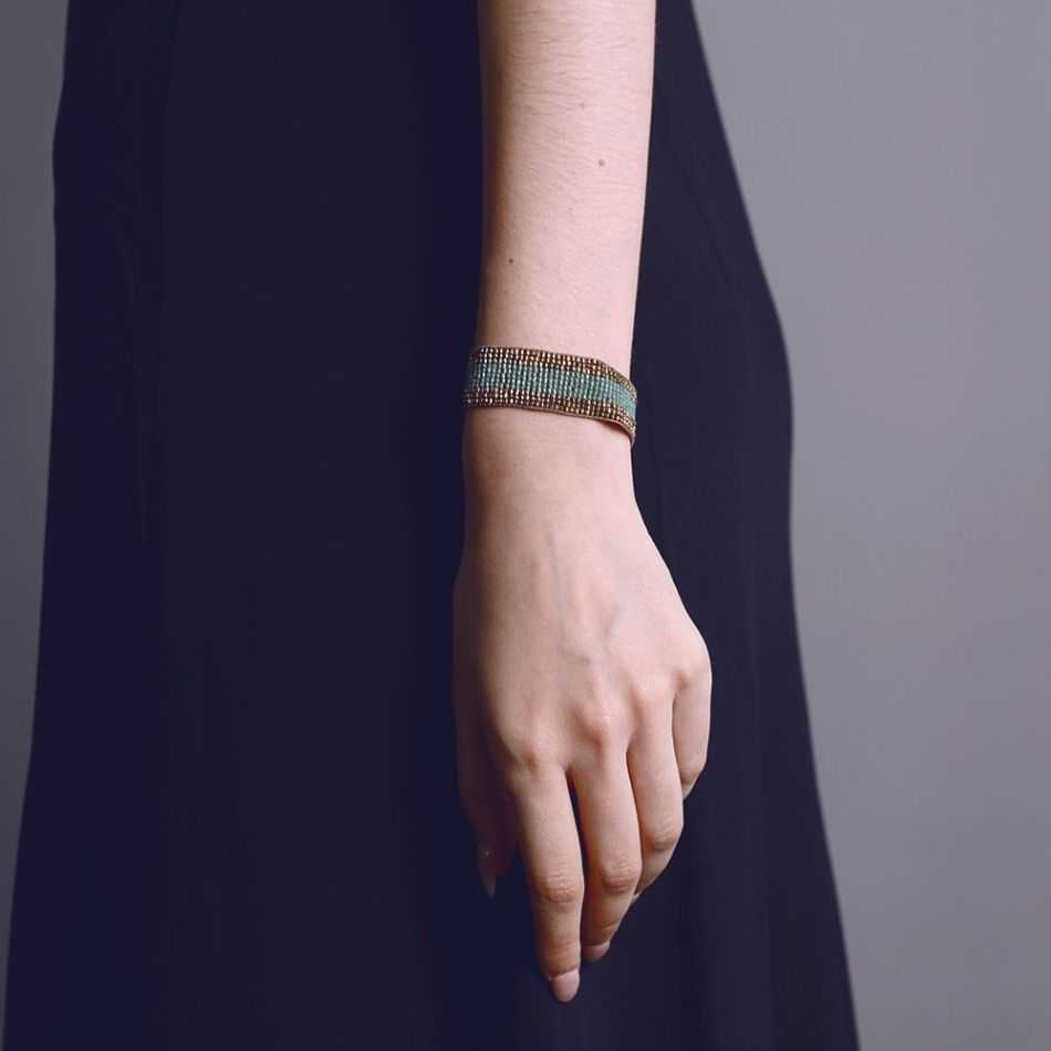 ETHNIC MACRAME BEAD BRACELET