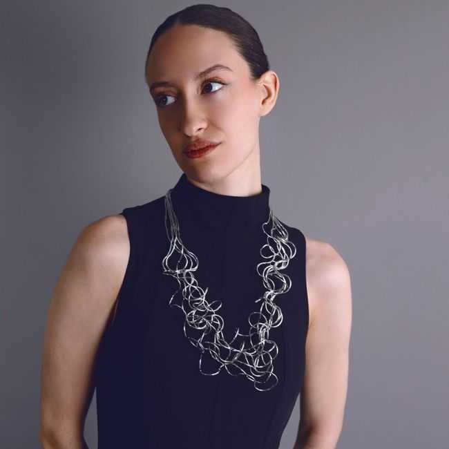 COLLAR LARGO MULTI TIRAS TUBOS BRONCE