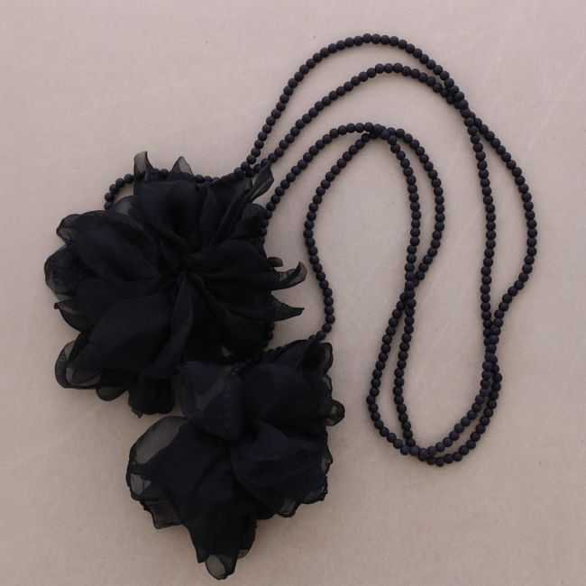COLLAR LARGO MULTIFUNCIONAL CUENTAS RESINA DOBLE FLOR TELA