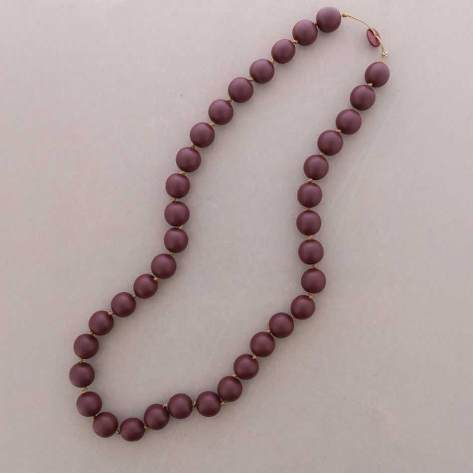 LONG WOODEN BEAD NECKLACE