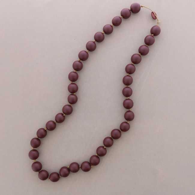 LONG WOODEN BEAD NECKLACE