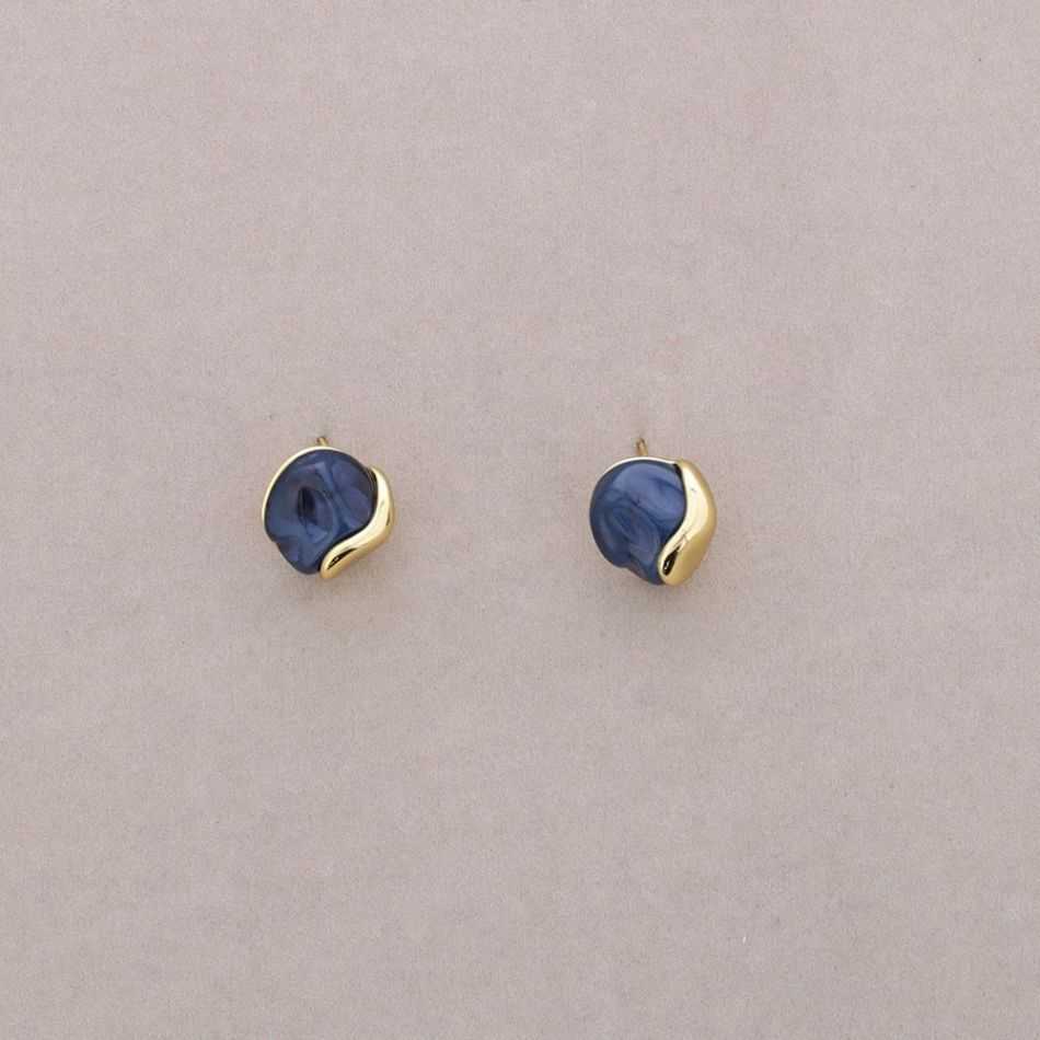 STEEL EARRINGS WITH RESIN SHAPE