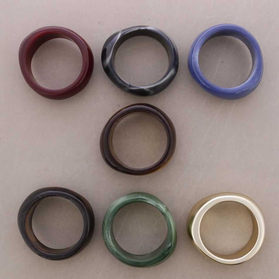 RIGID RESIN BRACELET