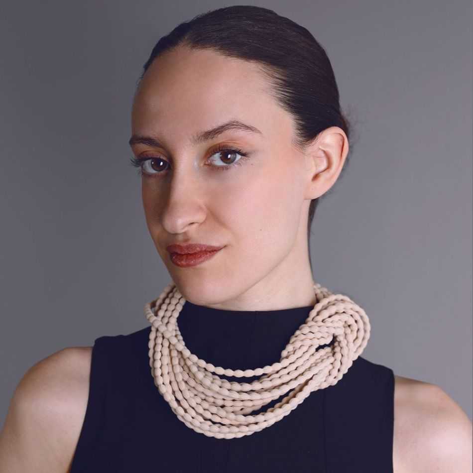 ELASTIC CORD SHORT NECKLACE KNOT