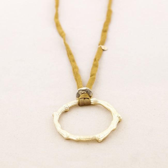 COLLAR LARGO COLGANTE ANILLA METAL