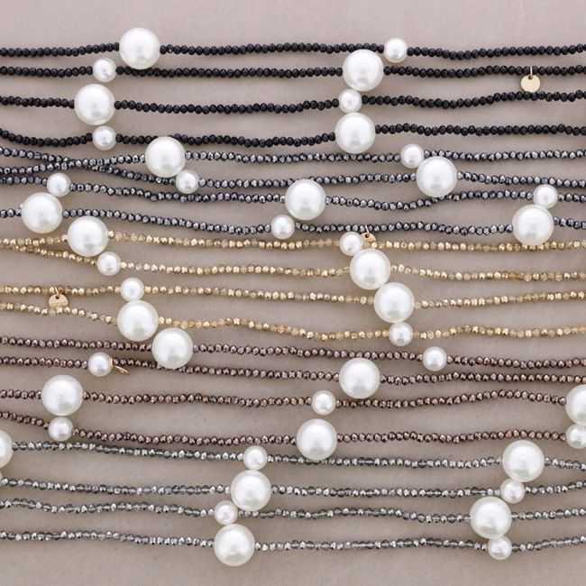 LONG NECKLACE WITH FACETED CRYSTALS AND BALLS