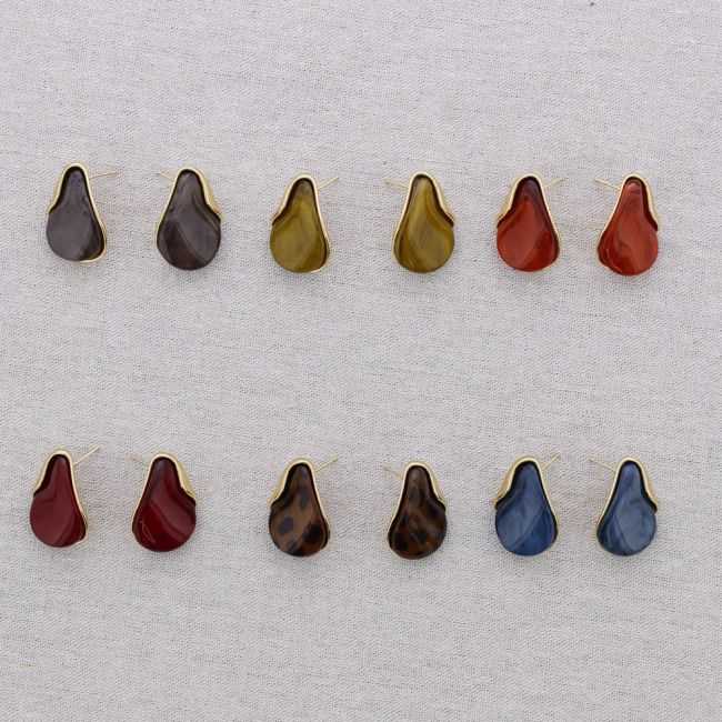 STEEL RESIN SHAPED EARRINGS