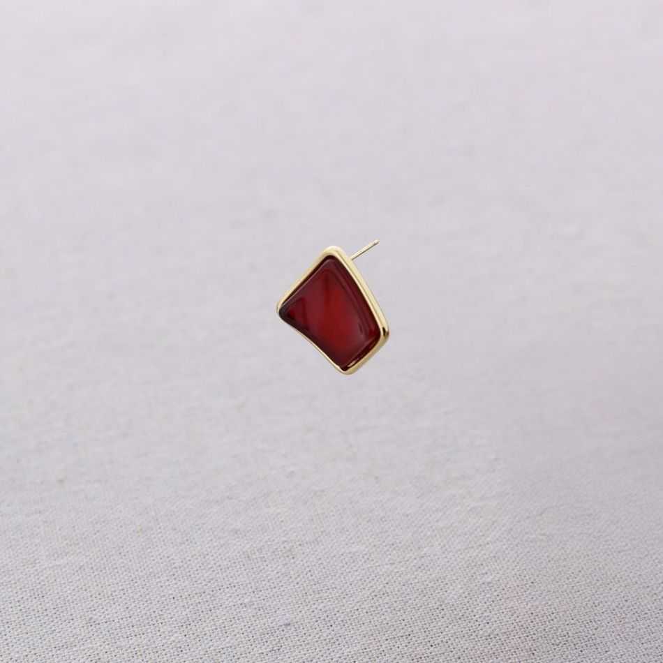STEEL RESIN SQUARE EARRINGS