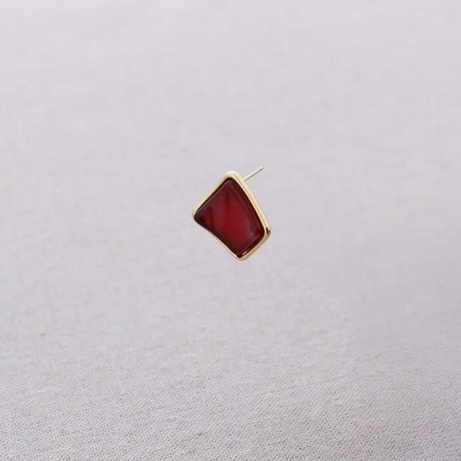 STEEL RESIN SQUARE EARRINGS
