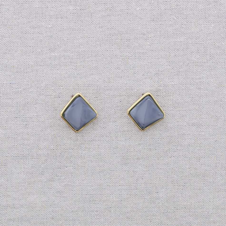 STEEL RESIN SQUARE EARRINGS