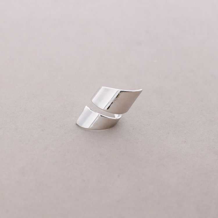 ADJUSTABLE METAL RING
