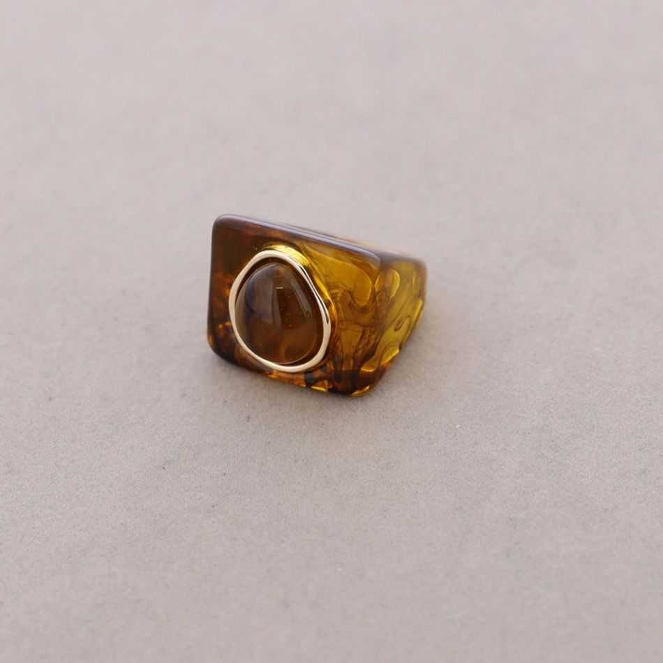 RESIN RING