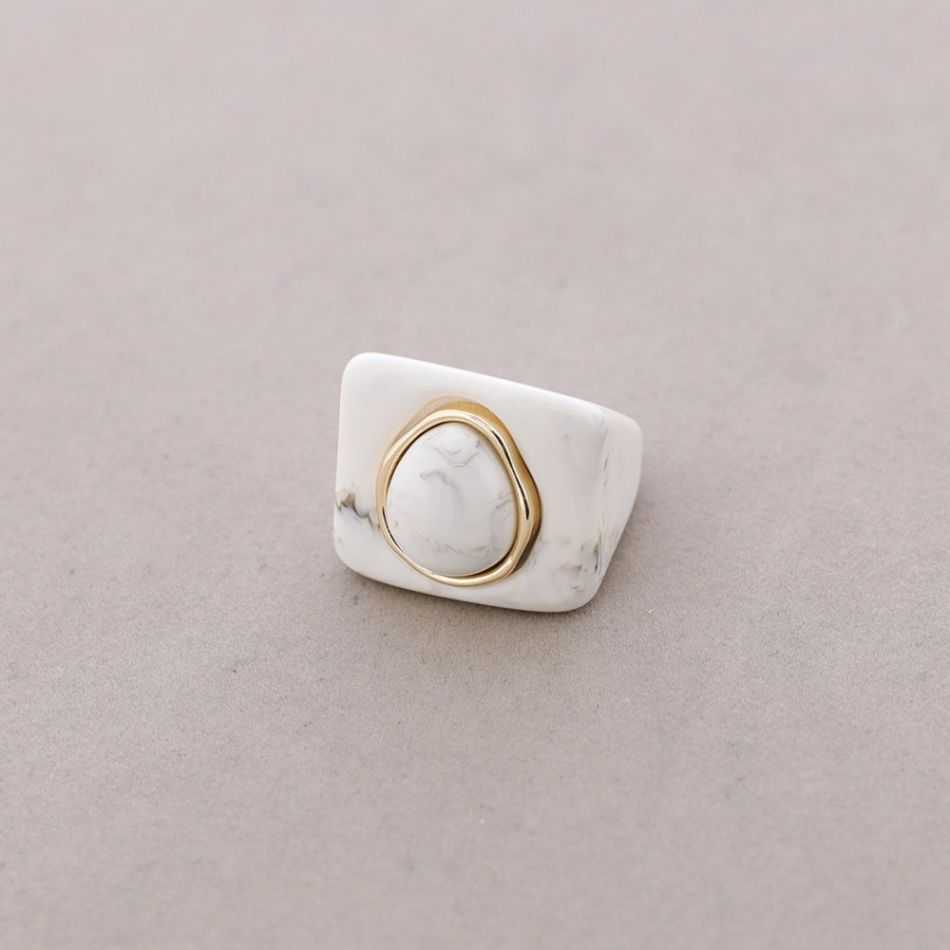 RESIN RING