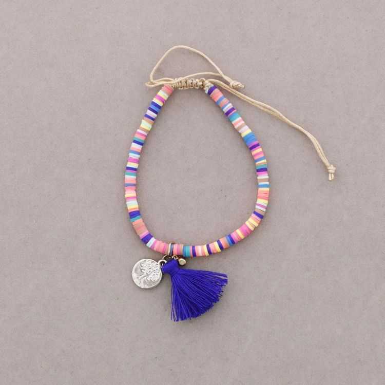 Beaded macramé bracelet