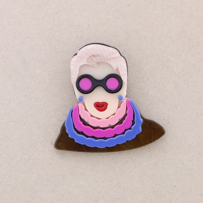 BROCHE PERSONAJE RESINA