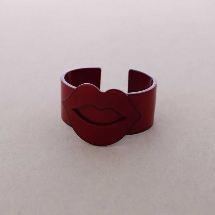 RIGID RESIN BRACELET
