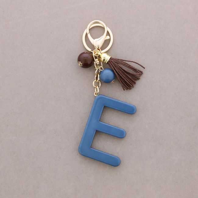 KEYCHAIN PENDANT INITIAL LETTER E RESIN