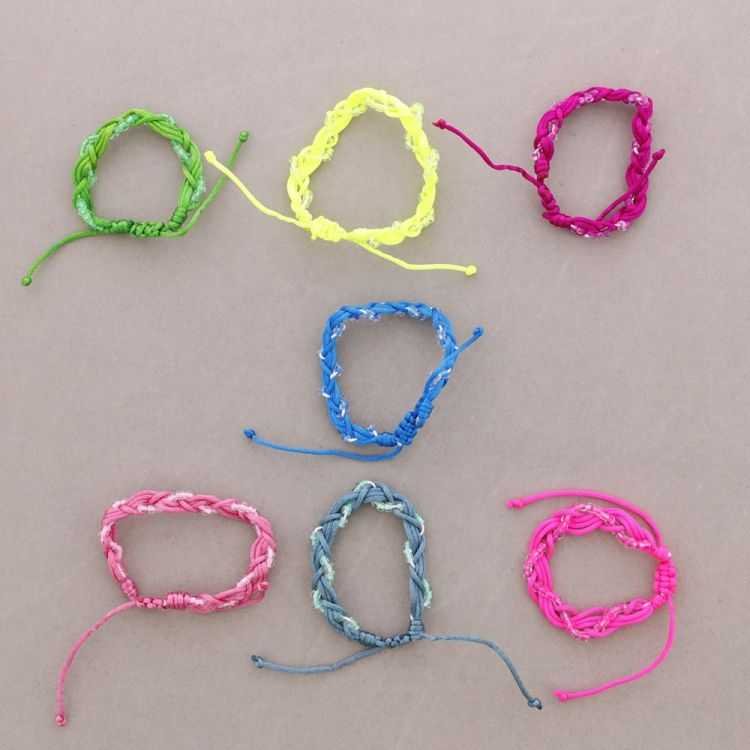 PULSERA MACRAME TRENZADA 2