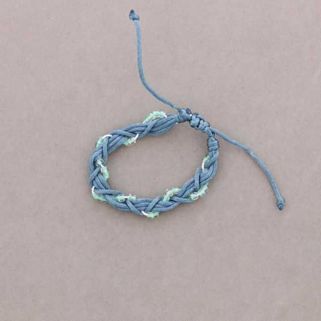 PULSERA MACRAME TRENZADA