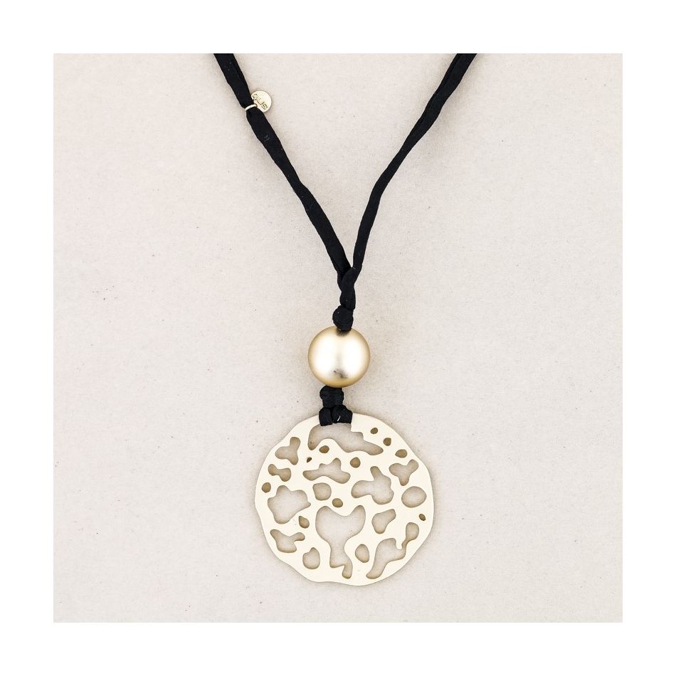 LONG NECKLACE PENDANT METAL FRETWORK MEDALLION